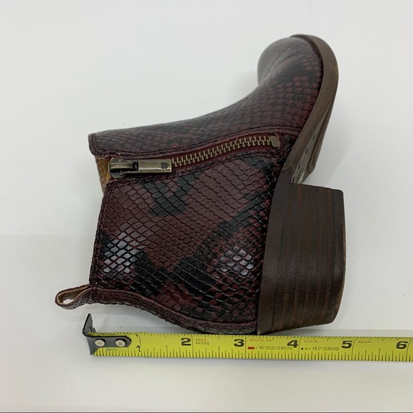 Lucky Brand Basel Snakeskin Print Double Zipper Booties Ankle Boot Maroon Hue - Picture 14 of 14